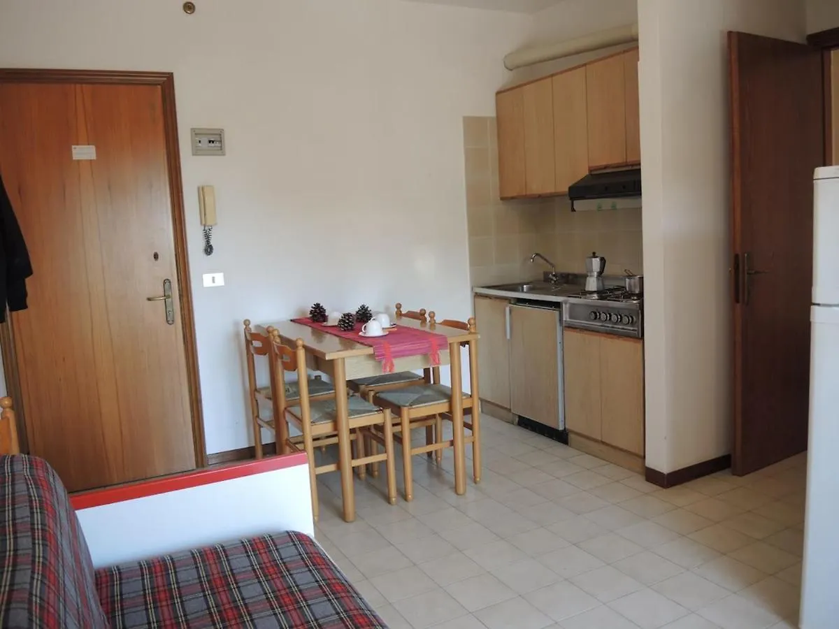 Beautiful Apartment 100M From The Beach Of Bibione Italy