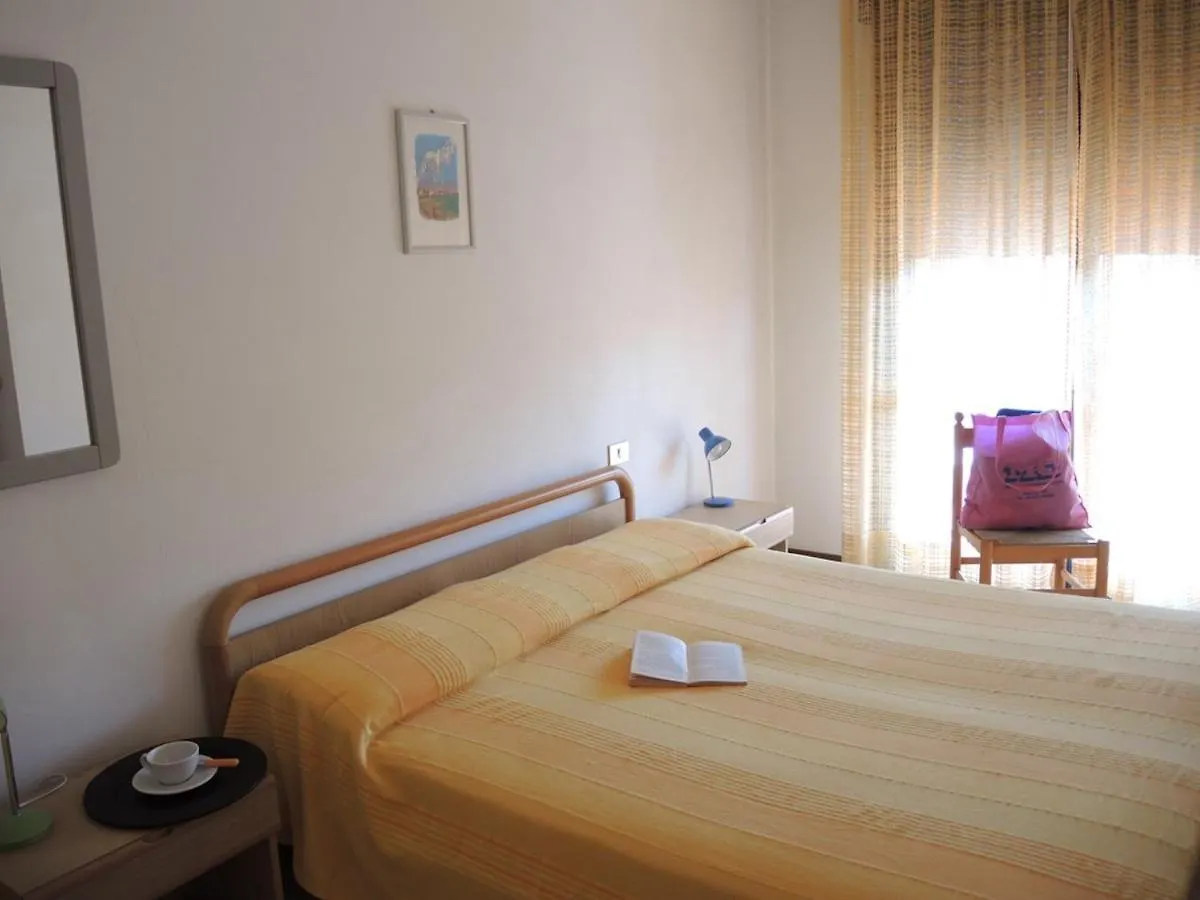 Beautiful Apartment 100M From The Beach Of Bibione Italy