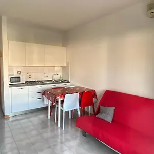 Appartamento Grazioso N 76 A 100mt Dal Mare, Bibione